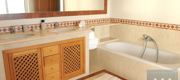 3 bedrooms House in Funchal, Portugal No. 141311 28