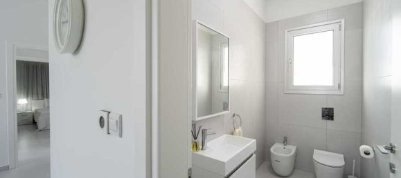 2 Schlafzimmer Wohnung in Agios Tychonas, Cyprus, Nr. 8647 3