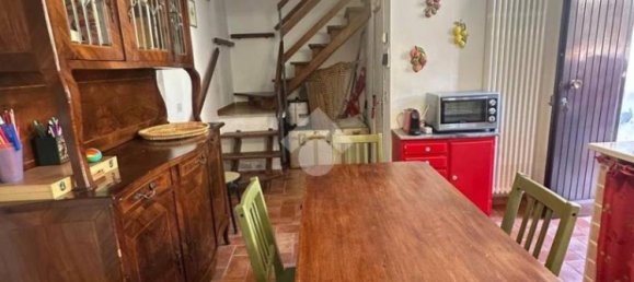 3 rooms Building in Cantiano, Italy No. 344610 2