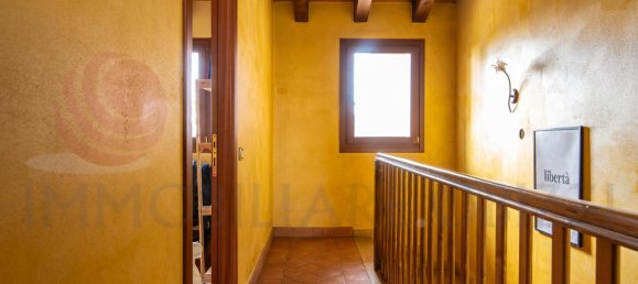 4-salle Villa à Selvazzano Dentro, Italy No. 39825 3