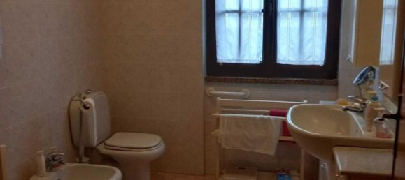 8 rooms House in Carrara, Italy No. 50634 11