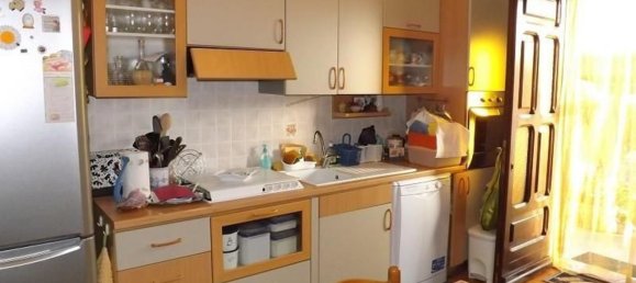 8 rooms House in Carrara, Italy No. 50634 6