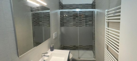 Дуплекс с 4 комнатами в Монца, Италия № 76076 10