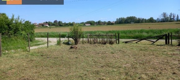  Land in Bletterans, France No. 88032 2