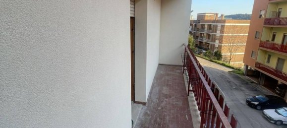 4-salle Appartement à Alatri, Italy No. 74131 7
