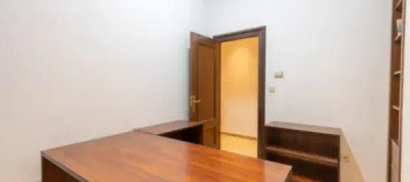 500m² Office in Granada, Spain No. 174580 18