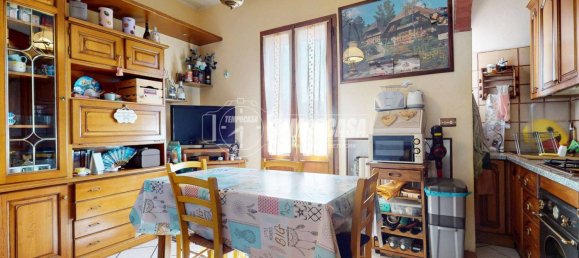 2 bedrooms Apartment in Castel d'Aiano, Italy No. 204506 4