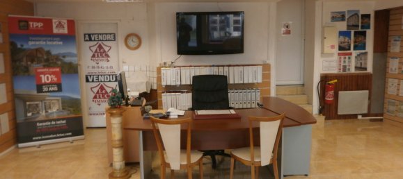  Land in Reuilly, France No. 87209 7