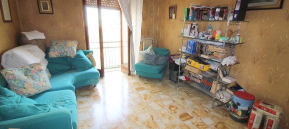 5 rooms Apartment in San Giorgio a Cremano, Italy No. 36681 2