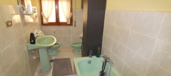 5 rooms Apartment in San Giorgio a Cremano, Italy No. 36681 11