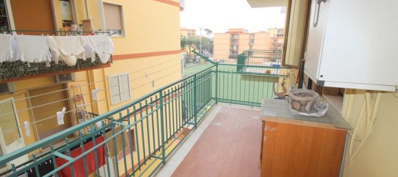 5 rooms Apartment in San Giorgio a Cremano, Italy No. 36681 14