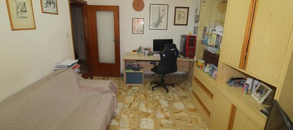 5 rooms Apartment in San Giorgio a Cremano, Italy No. 36681 8