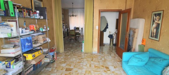 5 rooms Apartment in San Giorgio a Cremano, Italy No. 36681 4