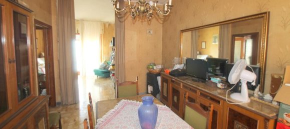 5 rooms Apartment in San Giorgio a Cremano, Italy No. 36681 10