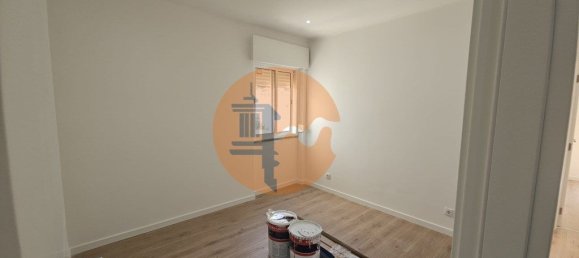 3 Schlafzimmer Wohnung in Amadora, Portugal, Nr. 334711 4