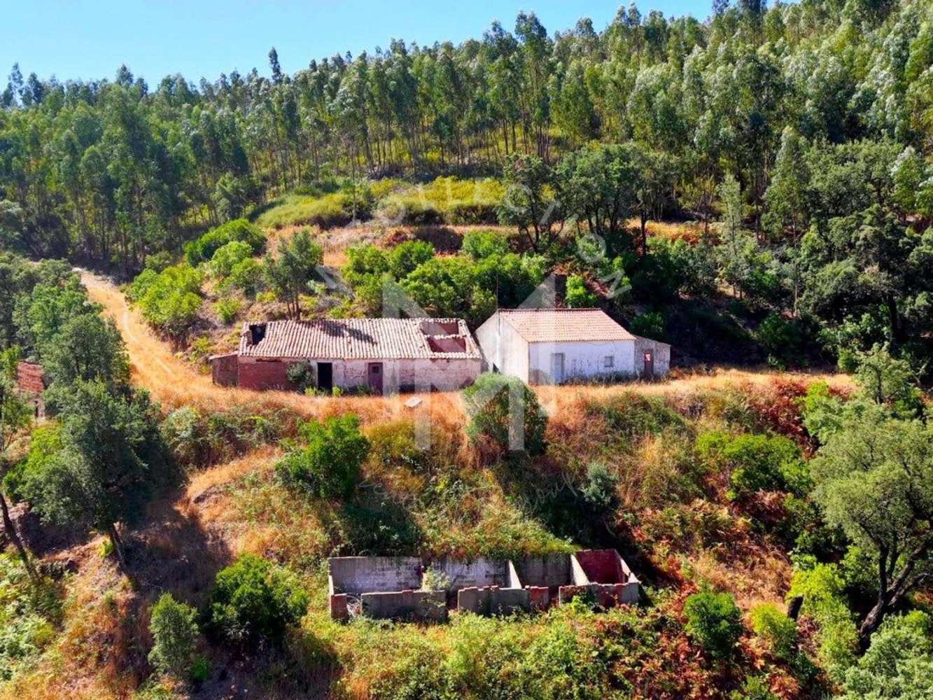  Land in Alferce, Portugal No. 342320