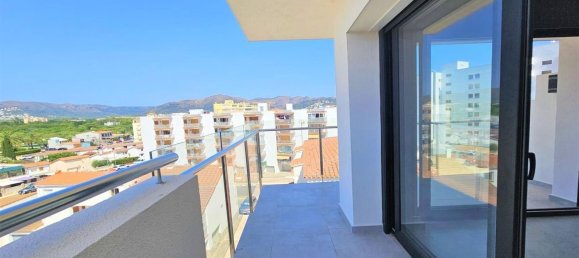 2 bedrooms Apartment in Roses, Spain No. 184526 2