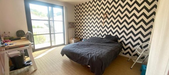 4 bedrooms House in Bessines, France No. 335769 8