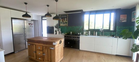 4 bedrooms House in Bessines, France No. 335769 6