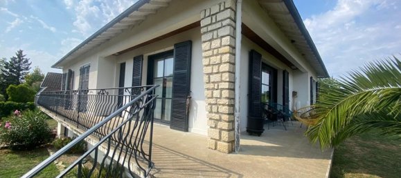 4 bedrooms House in Bessines, France No. 335769 3