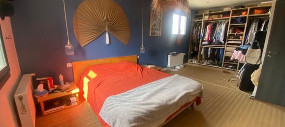 4 bedrooms House in Bessines, France No. 335769 11