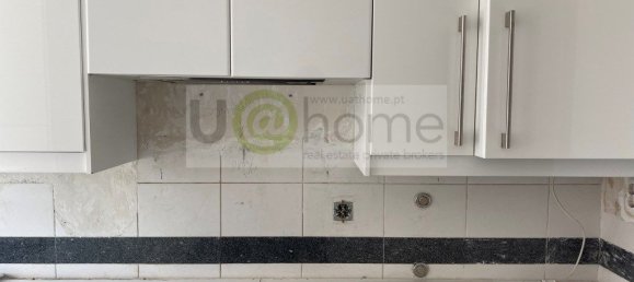 2 bedrooms Apartment in Lisbon, Portugal No. 140221 12