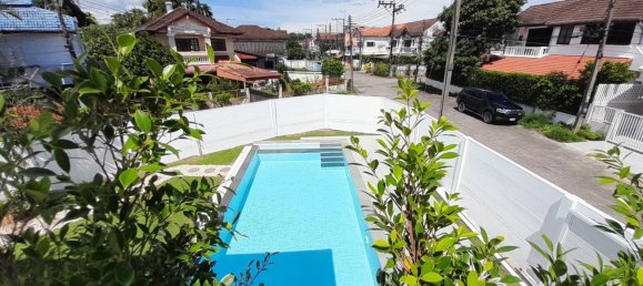 4 bedrooms Villa in Chalong, Thailand No. 11554 4