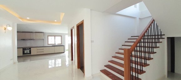 4 bedrooms Villa in Chalong, Thailand No. 11554 17
