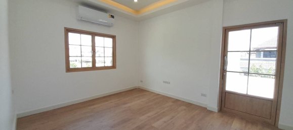 4 bedrooms Villa in Chalong, Thailand No. 11554 8