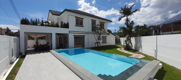 4 bedrooms Villa in Chalong, Thailand No. 11554 11