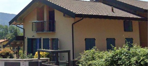 2-salle Appartement à Cuveglio, Italy No. 286922 9