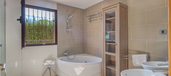 3 غرف نوم فيلا في Benalmadena, Spain رقم 160111 11