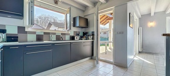 6 bedrooms House in Neuvecelle, France No. 199589 15