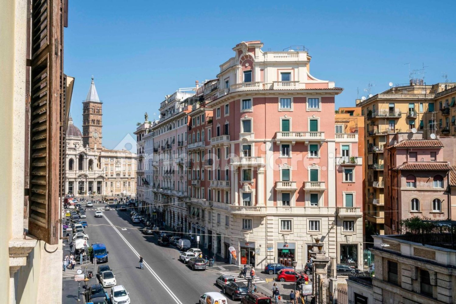 2 bedrooms Apartment in Rome, Italy No. 311168