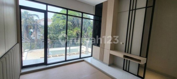 3 bedrooms House in Kebon Jeruk, Indonesia No. 1353 18