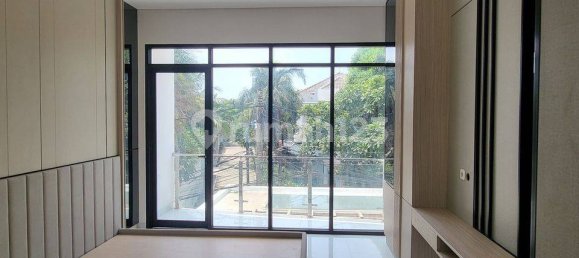 3 bedrooms House in Kebon Jeruk, Indonesia No. 1353 16