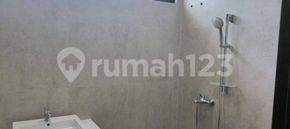 3 bedrooms House in Kebon Jeruk, Indonesia No. 1353 50