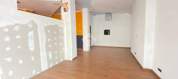 2-Zimmer Gewerbliche Immobilie in Rome, Italy, Nr. 117898 11