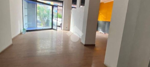 2-Zimmer Gewerbliche Immobilie in Rome, Italy, Nr. 117898 19