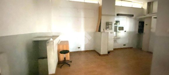 2-Zimmer Gewerbliche Immobilie in Rome, Italy, Nr. 117898 8