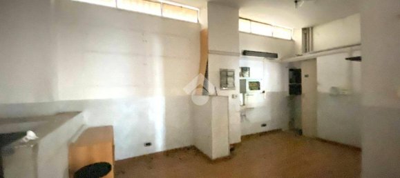 2-Zimmer Gewerbliche Immobilie in Rome, Italy, Nr. 117898 12