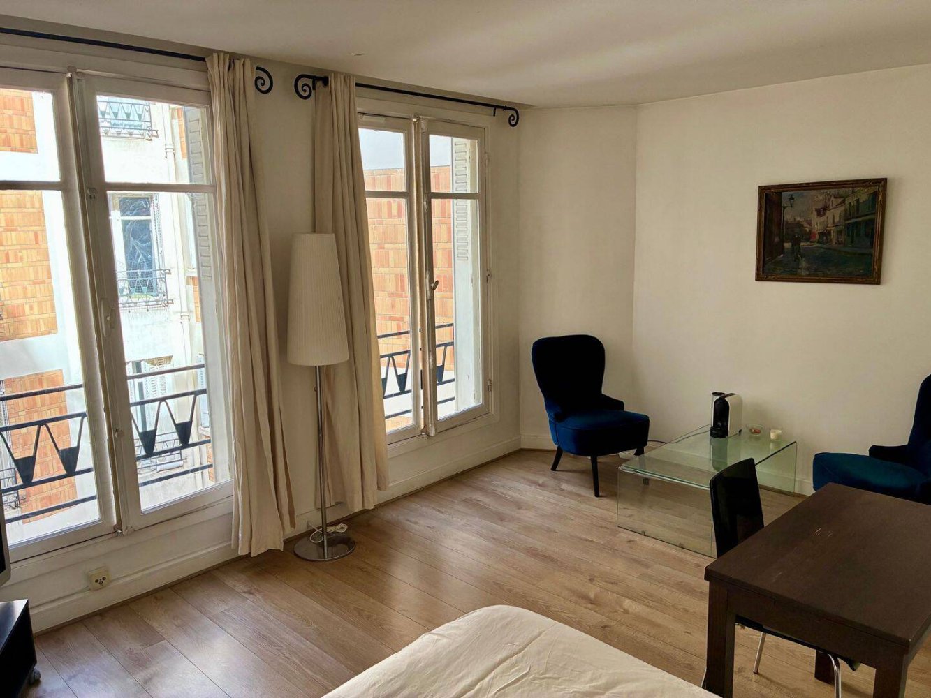 Studio in Paris, France No. 326846