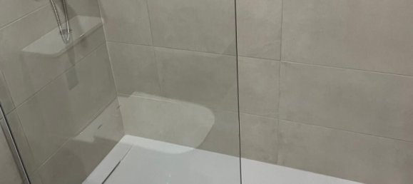 Apartamento de 3 dormitorios en Jaén, Spain No. 135485 9
