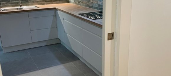 Apartamento de 3 dormitorios en Jaén, Spain No. 135485 2