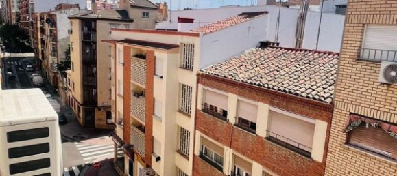 Apartamento de 2 dormitorios en Zaragoza, Spain No. 160039 9