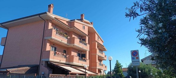 2 rooms Apartment in Rome, Italy No. 284414 4