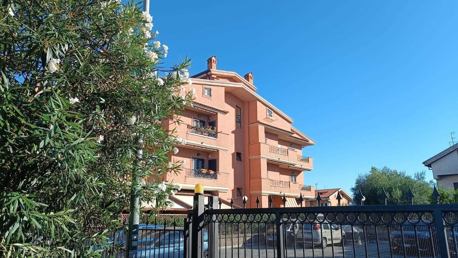 2 rooms Apartment in Rome, Italy No. 284414