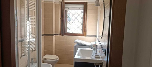 2 rooms Apartment in Rome, Italy No. 284414 12