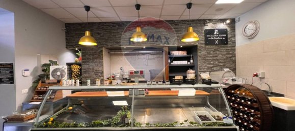 3 rooms Commercial property in Belpasso, Italy No. 293428 3