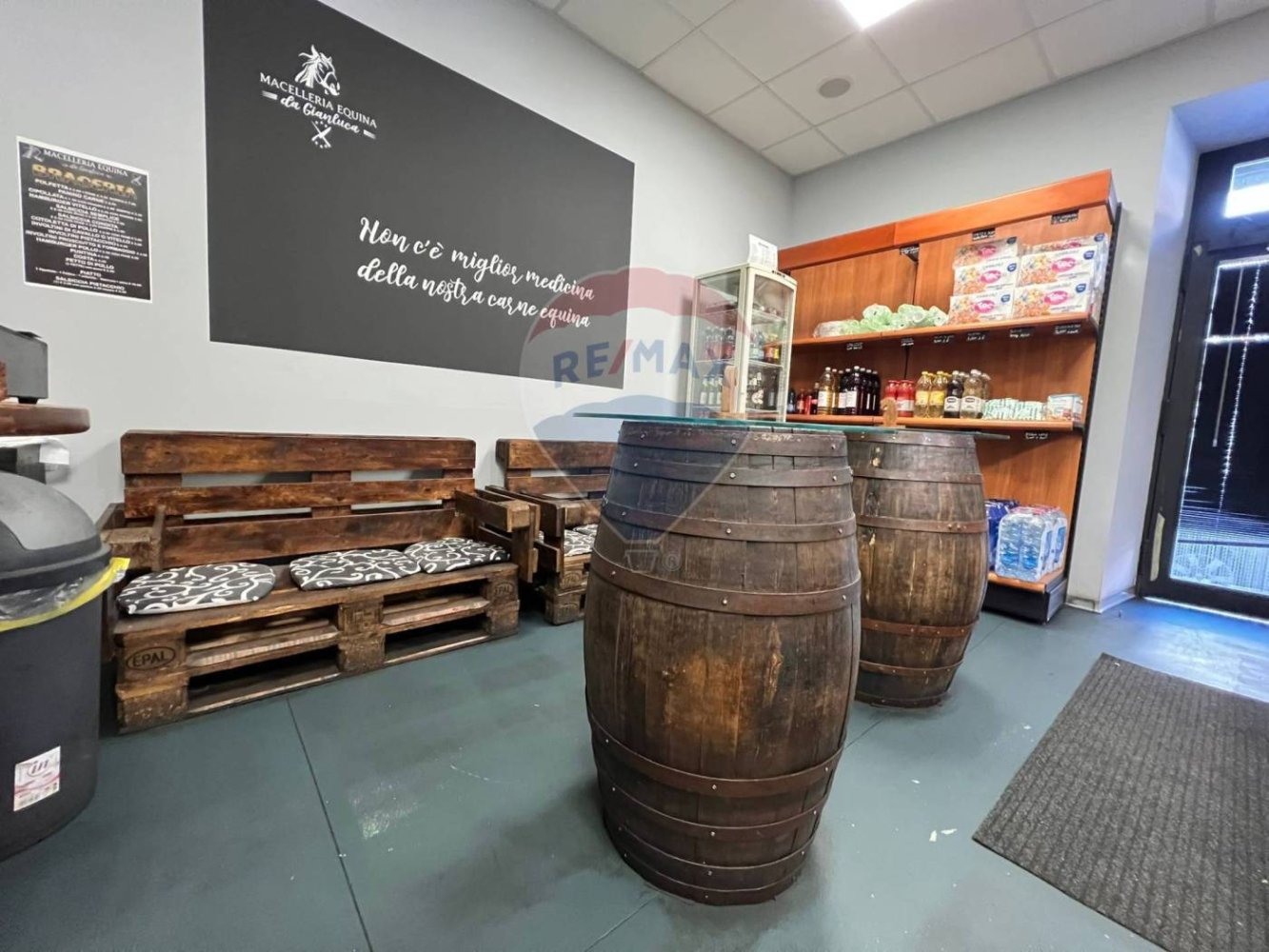 3 rooms Commercial property in Belpasso, Italy No. 293428